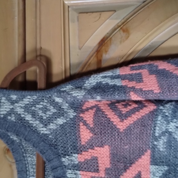 Dainty Hooligan Womens Open Shoulder Bright Peach And Gray Sweat Shirt Size M - Picture 5 of 7